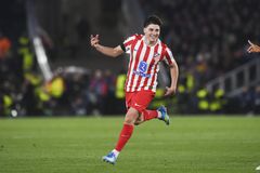 Ο Λιονέλ Μέσι... πίσω από την απίθανη εκτέλεση φάουλ του Άλβαρες (vid)