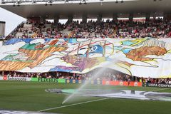 Καράβι με προορισμό τον Παρθενώνα: Το πανό των οπαδών της Ράγιο Βαγιεκάνο κόντρα στην ΑΕΚ (pics)