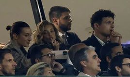 Ο Νόρις και η πρώην σύντροφός του σε αγώνα της Άρσεναλ πυροδότησαν τις φήμες (pics)