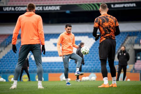 Η απίστευτη «οδύσσεια» της Σαχτάρ: 2.500 χιλιόμετρα με λεωφορείο και διανυκτέρευση σε καταφύγιο