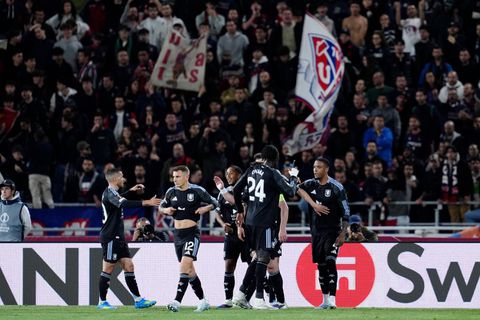 Προβάδισμα πρόκρισης για Άστον Βίλα και Φράιμπουργκ - Άφησαν ανοιχτούς λογαριασμούς οι Νότιγχαμ και Πόρτο