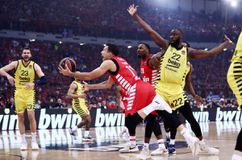 Ολυμπιακός - Φενέρμπαχτσε: Η στιγμή... μαγείας του Σλούκα (vid)