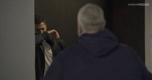 Τρομερή στιγμή στα αποδυτήρια της ΑΕΚ: Τα δάκρυα χαράς του Κονέ μετά τη νίκη (vid)