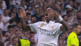 Γκολ-ΕΠΟΣ από τον Βινίσιους: Με μαγικό σουτ άνοιξε το σκορ για τη Ρεάλ κόντρα στη Σίτι