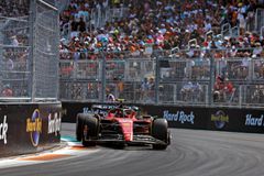 Άσχημα νέα για τη Ferrari μέσω... Σάινθ