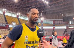 Ο Πιέρ στο Sportal: «Ο Ολυμπιακός έχει τον MVP και μια τρελή ατμόσφαιρα» (vid)