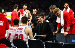 Ο ηγέτης του Ολυμπιακού είναι στον πάγκο!