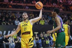 LIVE: ΑΕΚ - ΜΑΛΑΓΑ