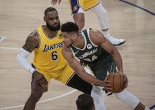 Οι Λέικερς θέλουν να πυροδοτήσουν τη βόμβα «Αντετοκούνμπο» - Τα δεδομένα ενός πιθανού trade με τους Μπακς