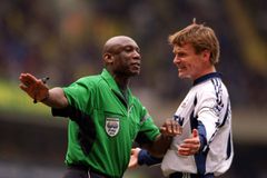 Θλίψη στο αγγλικό ποδόσφαιρο: Πέθανε ο Γιουράια Ρένι, ο πρώτος μαύρος διαιτητής της Premier League