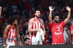 Η «ερυθρόλευκη» παρακάμερα απο τον 4ο τελικό και τη νίκη του Ολυμπιακού επί του Παναθηναϊκού (vid)