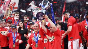 Ολυμπιακός: Η ατάκα των Αγγελόπουλων που αφύπνισε την ομάδα στον δρόμο προς το πρωτάθλημα