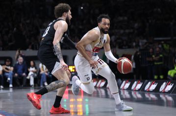 Επιστροφή του Ένις στη Χάποελ Τελ Αβίβ