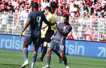 Πέρασε και από το Βερολίνο ο Ολυμπιακός με «οβίδα» Τσικίνιο!