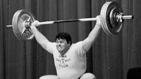 Έτρωγε πέντε γεύματα την ημέρα και έπινε τρία λίτρα γάλα: Πέθανε ένας από τους δυνατότερους ανθρώπους στον κόσμο!