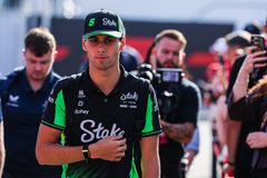 Η Ferrari φέρεται να παρακολουθεί τον Μπορτολέτο ως πιθανό αντικαταστάτη του Χάμιλτον