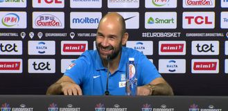 Σπαρταριστή στιχομυθία Σπανούλη με Τολιόπουλο- «Θα σκεφτώ να σε βάλω περισσότερα λεπτά στο παρκέ»! (vid)