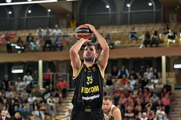 ΑΡΜΑΝΙ ΜΙΛΑΝΟ - ΜΟΝΑΚΟ