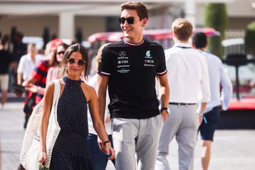 Η Formula 1 δέχεται κριτική επειδή κινηματογραφεί τις συντρόφους των οδηγών και όχι... την πίστα