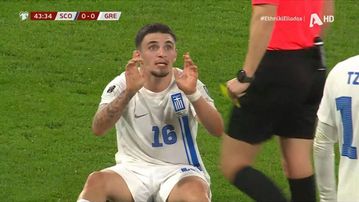 Το πέναλτι που ζήτησε η Ελλάδα, θέατρο καταλόγισε ο Έσκας