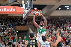 Ο... ερυθρόλευκος λόγος για τον οποίον ο Μόουζες Ράιτ επέλεξε τον αριθμό του στη Ζαλγκίρις (vid)