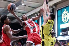 Οι λύσεις του Ολυμπιακού για τον «1» ενόψει Ντουμπάι και Παναθηναϊκού