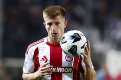 O Ολυμπιακός «έδεσε» τον Κοστίνια με νέο συμβόλαιο - Οι νέες απολαβές και το +1