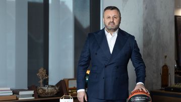 Ο πρόεδρος του Ερυθρού Αστέρα αποχαιρέτησε τον Γιάννη Σφαιρόπουλο