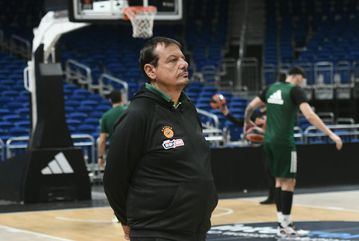 Αταμάν: «Έχουμε υπερβεί λίγο το μπάτζετ, αλλά θέλουμε παίκτη για 3 μήνες» - Το σχόλιο για τον Κέντρικ Ναν