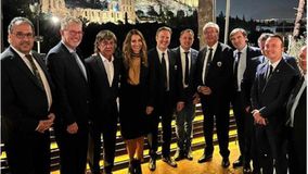 Το δείπνο της ΑΕΚ στους διοικούντες τη Μαρσέιγ κάτω από την Ακρόπολη