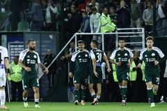 Ο Κυριακόπουλος έκανε το γύρισμα από αριστερά και ο Πάντοβιτς σε κενή εστία κάνει το 1-0 για τον Παναθηναϊκό κόντρα στον ΠΑΟΚ