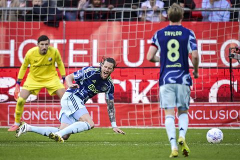 Αντίπαλος Ολυμπιακού - Νέα γκέλα για τον Άγιαξ, έχασε από την Ουτρέχτη του Μπάρκα