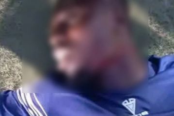 Σοκαριστική επίθεση σε ποδοσφαιριστή στη Νιγηρία: Οπαδός του έκοψε τον λαιμό