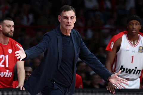 Μπαρτζώκας: «Εγώ εισηγήθηκα να πάρουμε τον Έβανς - Είναι μέσα στους καλύτερους γκαρντ» (vid)