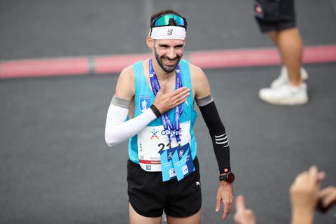 Θρίαμβος για τον Παναγιώτη Καραΐσκο στον 42ο Αυθεντικό Μαραθώνιο της Αθήνας