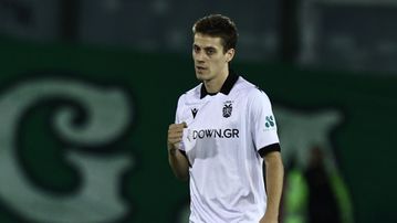 Με «ζωγραφιά» του Κωνσταντέλια ο ΠΑΟΚ μειώνει σε 2-1 κόντρα στον Παναθηναϊκό