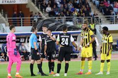 Τι είπε ο Παναγιώτης Βαρούχας για τις επίμαχες φάσεις του ΟΦΗ - ΑΕΚ