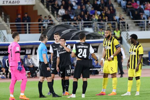 Τι είπε ο Παναγιώτης Βαρούχας για τις επίμαχες φάσεις του ΟΦΗ - ΑΕΚ