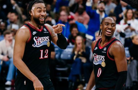 Ουότφορντ οδηγεί τους Σίξερς σε θρίαμβο απέναντι στους Ράπτορς!