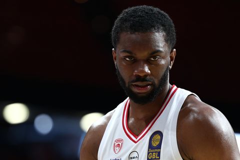 Ο κόσμος του Ολυμπιακού έκανε τον σταυρό του μετά το τρίποντο του Έβανς (vid)