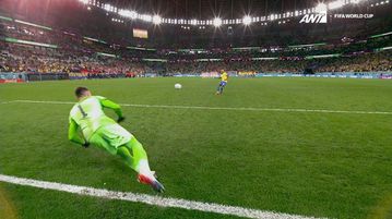 Τα 4 πέναλτι που απέκρουσε ο Λιβάκοβιτς με Ιαπωνία και Βραζιλία!