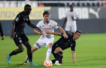 ΟΦΗ: Η Άντερλεχτ αποχαιρέτισε την Κρήτη και την ομάδα του Ηρακλείου (vid)