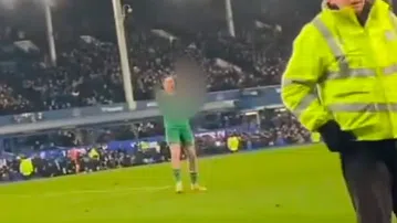 Η άσεμνη χειρονομία του Πίκφορντ που ξεσήκωσε τους οπαδούς της Νιούκαστλ (vid)