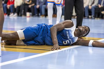 Aνησυχία στη Μινεσότα, πονάει ο Έντουαρντ και μαζί του «πονάνε» και οι πρωτοπόροι Τίμπεργουλβς (vid)