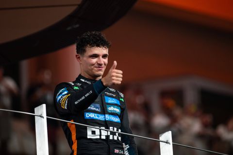 Ο Νόρις ισοφάρισε το επίτευγμα πατέρα και γιου Ρόσμπεργκ