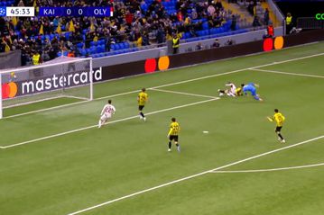 Το πέναλτι στον Ελ Κααμπί που πάρθηκε πίσω για οφσάιντ