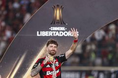 Επιμένουν οι Βραζιλιάνοι για Λέο Περέιρα και Ολυμπιακό