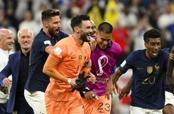 Το συγκινητικό «αντίο» της Γαλλικής Ποδοσφαιρικής Ομοσπονδίας στον Ούγκο Λιορίς (vid)