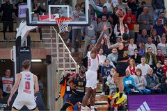 Τα highlights της ήττας του Ολυμπιακού από τη Μονακό (64-60)