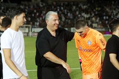 Ο Μπούσης βλέπει Μανδά και τον αποθεώνει: «Περήφανος για εσένα»